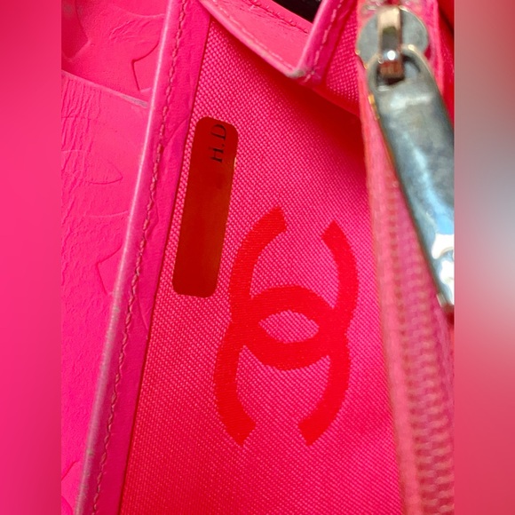 CHANEL Combon Line Lambskin Zip Around Long Wallet Black - Picture 13 of 17